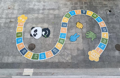 白水地面游戏彩绘